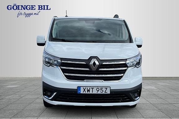 Renault Trafic 6 of 10