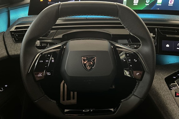 Peugeot e-3008 25 of 30