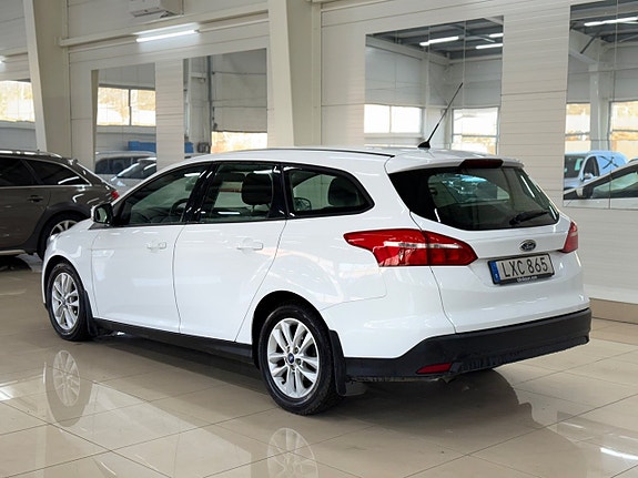 Ford Focus 7 of 11