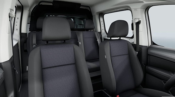 Volkswagen Caddy Maxi 7 of 8