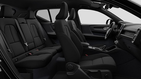 Volvo EX40 15 of 16