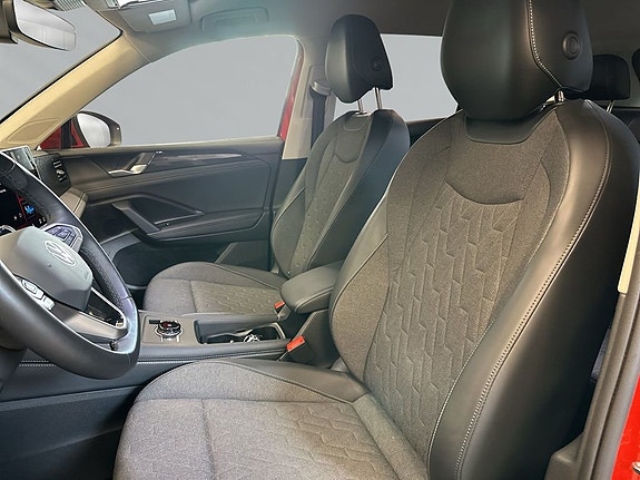 Volkswagen Tiguan 8 of 10