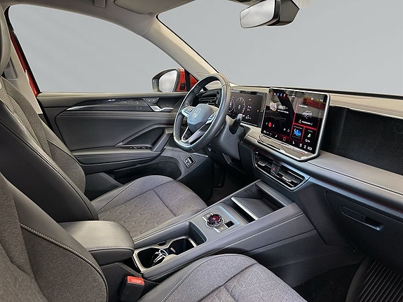 Volkswagen Tiguan 6 of 10