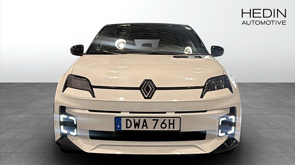 Renault 5 E-Tech 8 of 23