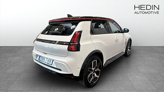 Renault 5 E-Tech 5 of 23