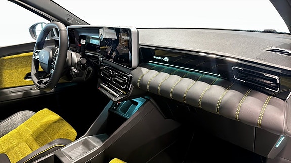 Renault 5 E-Tech 13 of 23