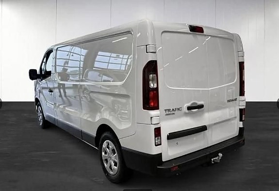 Renault Trafic 9 of 11