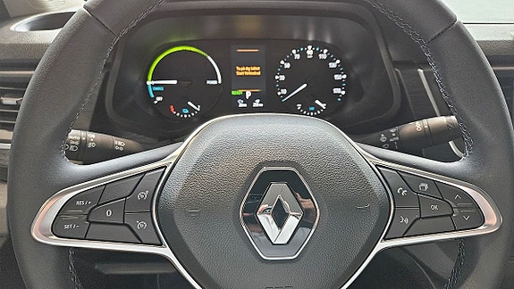 Renault Trafic 4 of 5
