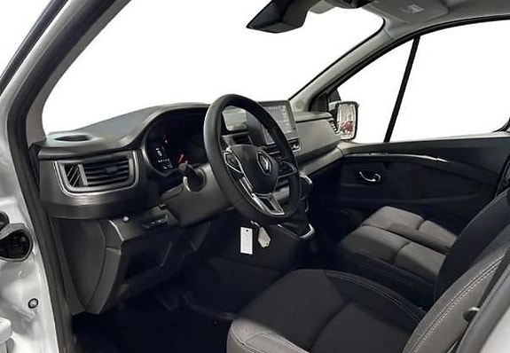 Renault Trafic 3 of 5