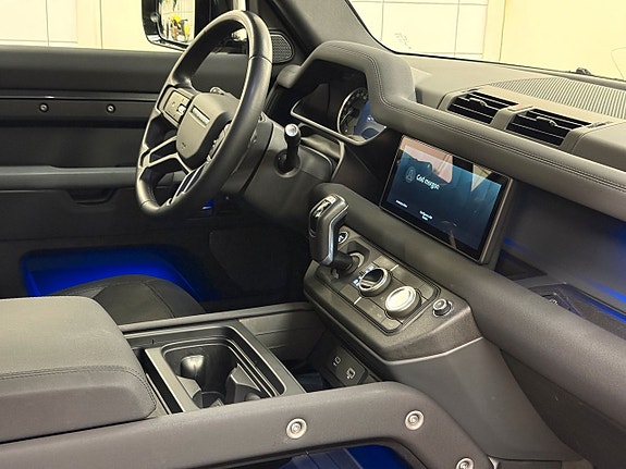 Land Rover Defender-Serie 16 of 19