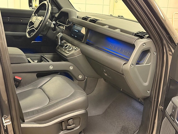 Land Rover Defender-Serie 17 of 19