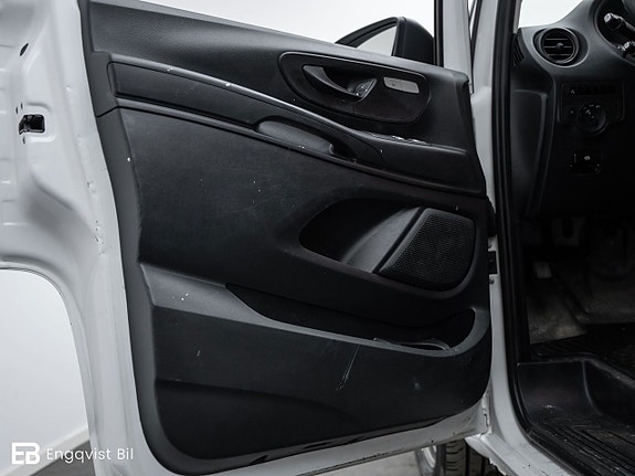 Mercedes-Benz Vito 119 18 of 25