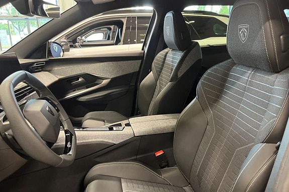 Peugeot 5008 6 of 9