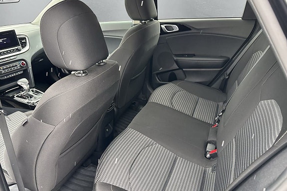 Kia Ceed 5 of 5
