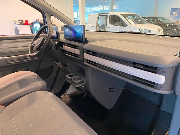 Maxus e-Deliver 5 12 of 14