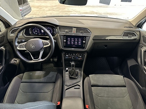 Volkswagen Tiguan 5 of 10