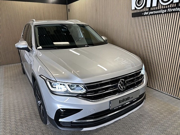 Volkswagen Tiguan 2 of 10