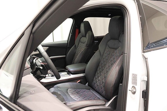 Audi SQ7 8 of 22