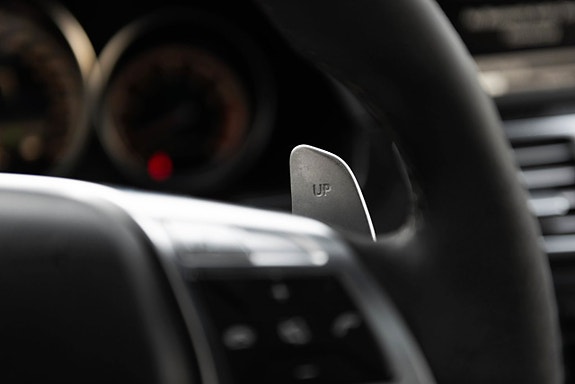 Mercedes-Benz E63 12 of 27