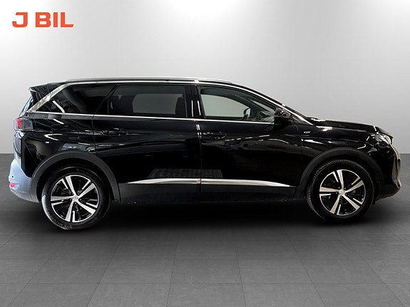 Peugeot 5008 14 of 16