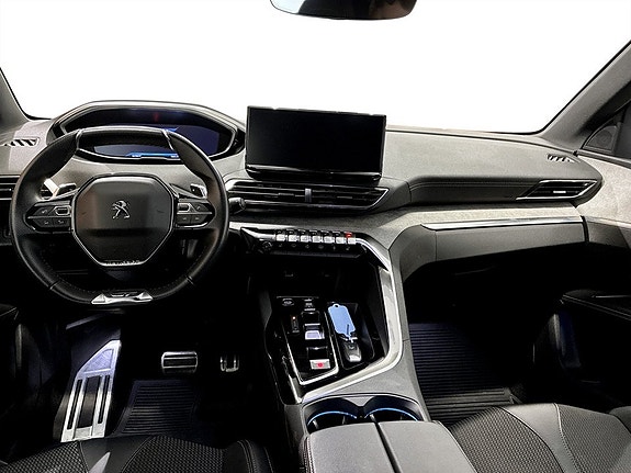 Peugeot 5008 7 of 16