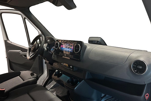 Mercedes-Benz Sprinter 208 10 of 11