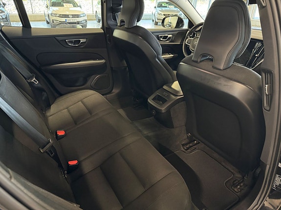 Volvo V60 Cross Country 12 of 20