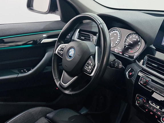 BMW X1 4 of 5
