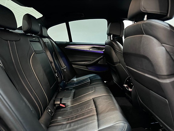 BMW 550i 9 of 20
