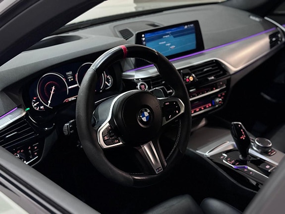 BMW 550i 6 of 20