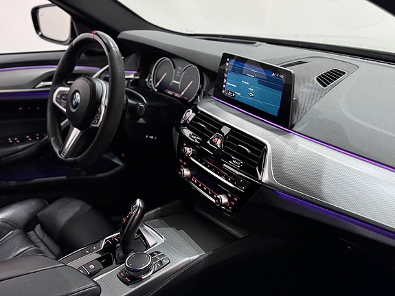BMW 550i 5 of 5