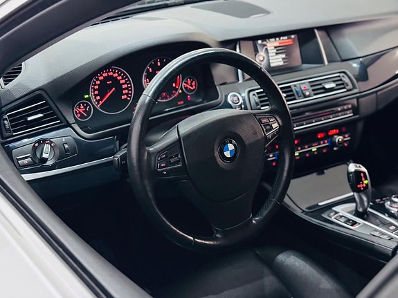 BMW 520 9 of 19