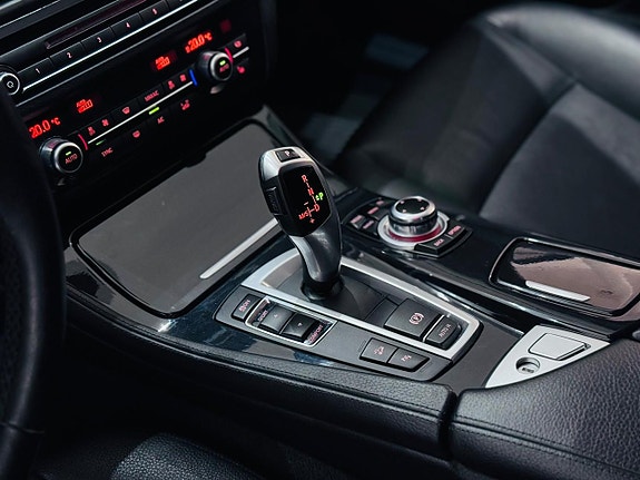 BMW 520 11 of 19