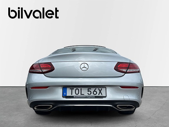 Mercedes-Benz C300 6 of 15