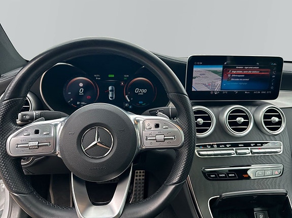 Mercedes-Benz C300 13 of 15