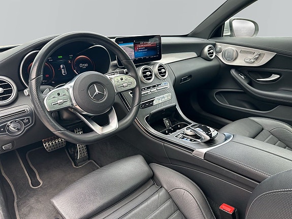 Mercedes-Benz C300 15 of 15