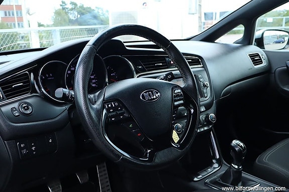 Kia Ceed 5 of 5