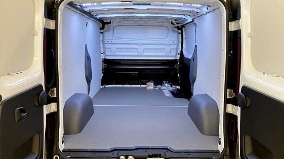 Nissan Primastar 10 of 12
