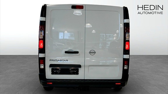 Nissan Primastar 7 of 12