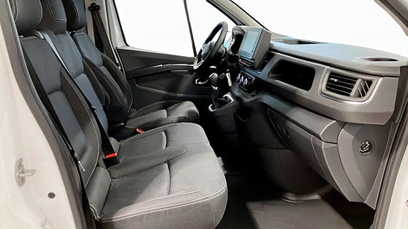 Nissan Primastar 3 of 12