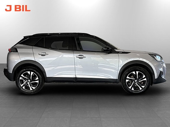 Peugeot 2008 17 of 19