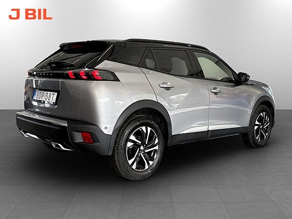 Peugeot 2008 4 of 5