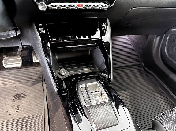 Peugeot 2008 14 of 19