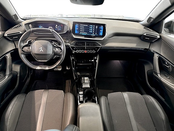 Peugeot 2008 8 of 19