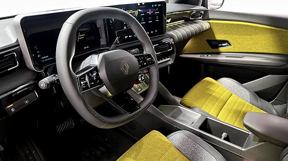 Renault 5 E-Tech 16 of 20