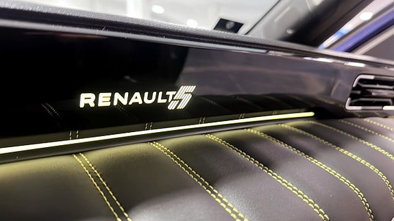 Renault 5 E-Tech 18 of 20