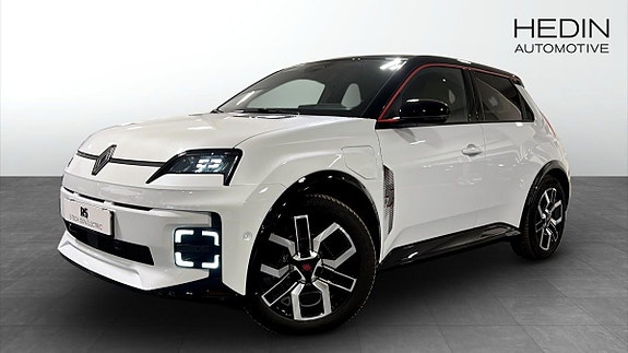 Renault 5 E-Tech 2 of 30