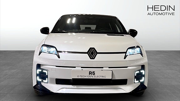 Renault 5 E-Tech 16 of 30