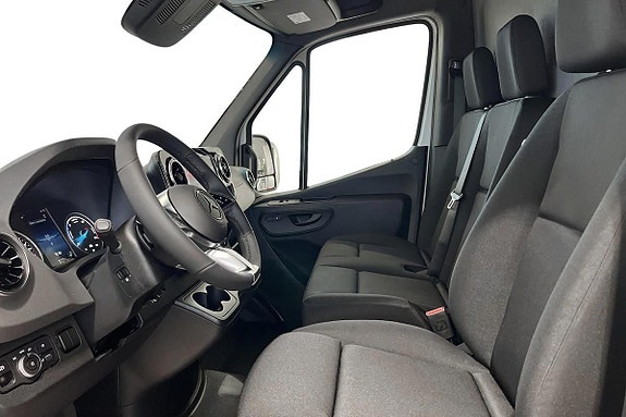 Mercedes-Benz eSprinter 414 13 of 21