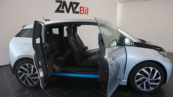 BMW i3 9 of 27
